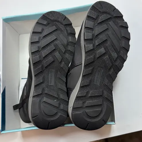 Baretraps Darra Waterproof Cold Weather Boots- Size 10- Winter Boots