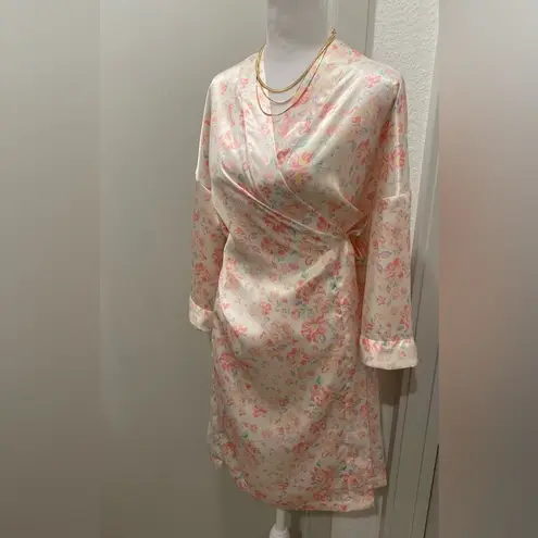 VTG Cream & Light Pink Romantic Floral Print Mid