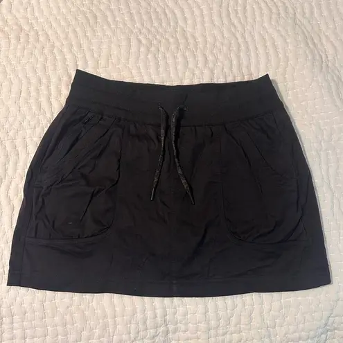 The North Face  Skort Womens Medium Black Elastic Drawstring Pockets