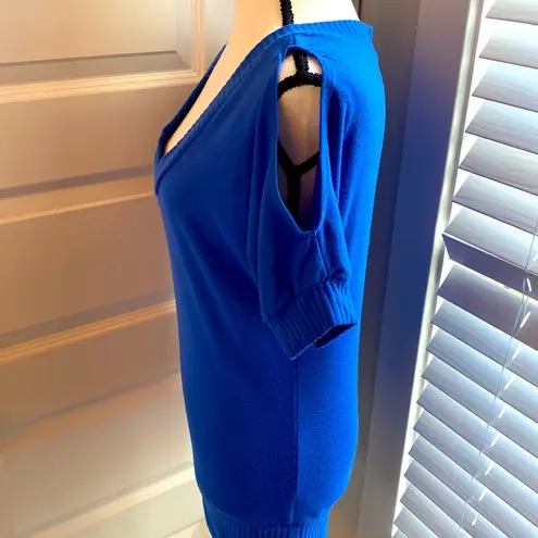 One Step Up || Blue short sleeve top thumbnail 3