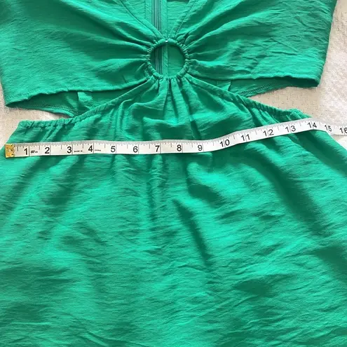 Molly Bracken 5 for $25 Lili Sidonio Mod Dress with Cut Out Green size XS NWT