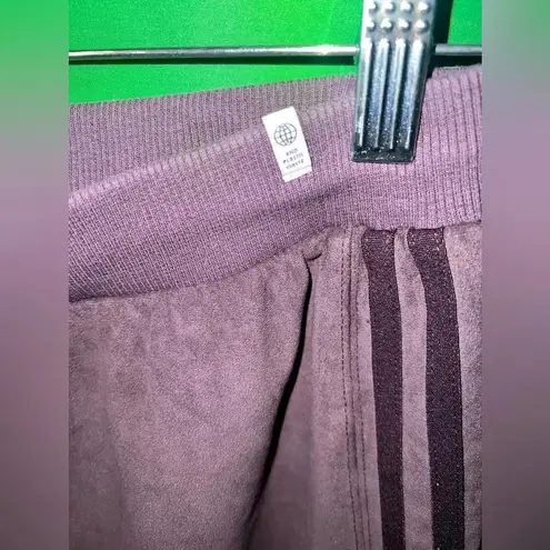 Adidas  Velvet Mini Skirt size Medium