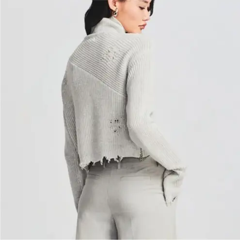 SER.O.YA Fae Distressed Turtleneck Sweater in Silver Size L
