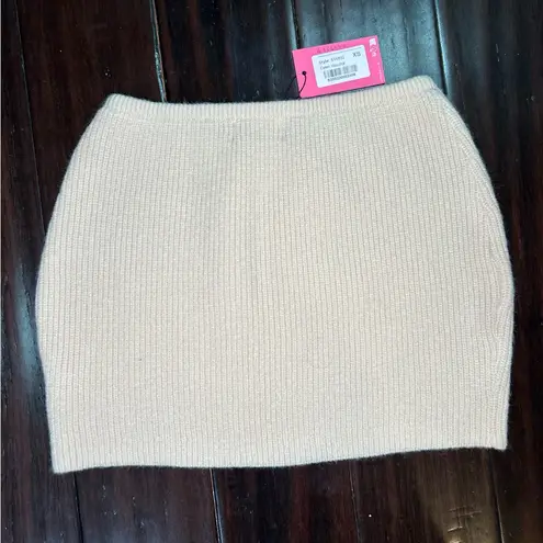 Edikted  Butter Yellow Knit Mini Skirt thumbnail 3