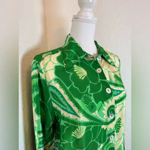 Farm Rio Women’s M Green Cream Tropical Groove Long Sleeve Viscose Blouse