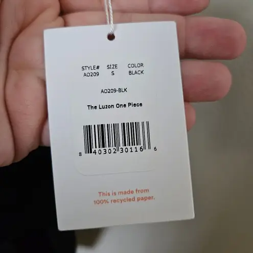 ANDIE Swim One Piece The Luzon Eco Nylon Black Classic Neutral Staple Vacation