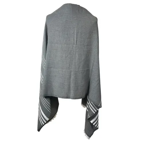 J.Crew Scarf Poncho Grey Cream Blanket Stripe One Size Fringe Wrap Gray