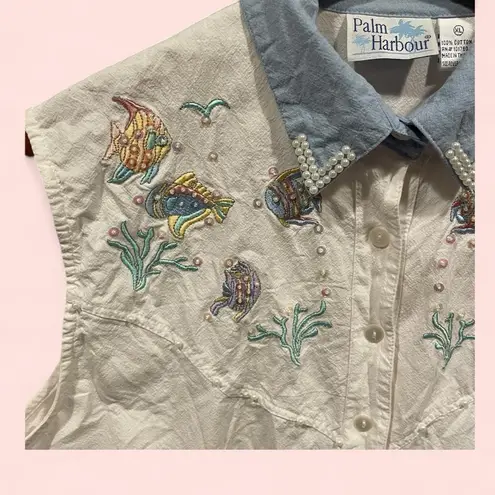 Cute vintage 80’s cotton chambray pearl collar beaded sequin fishies blouse 🐠🐟🐡 Blue Size XL
