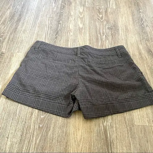 Frenchi plaid grey shorts Size undefined
