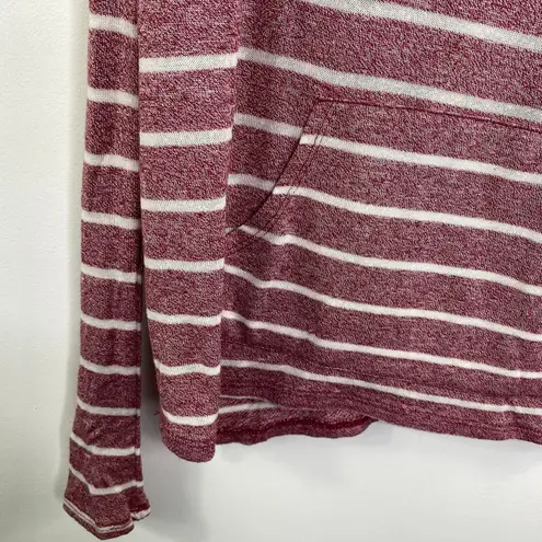 City Stars Red White Turtleneck Long Sleeve Pullover Women's Size X