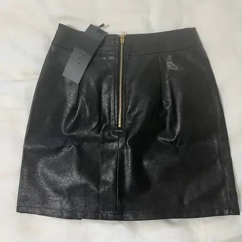 Princess Polly nwt  leather mini skirt