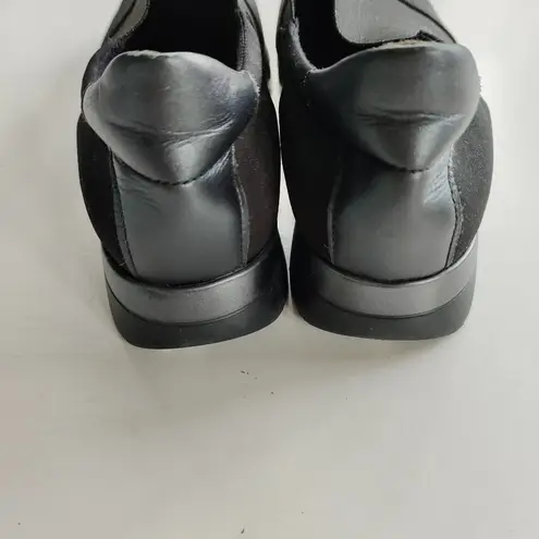 Munro Women's KJ Slip-On Black Fabric Gore Loafer M731787 Size 8 SS Narrow Shoes