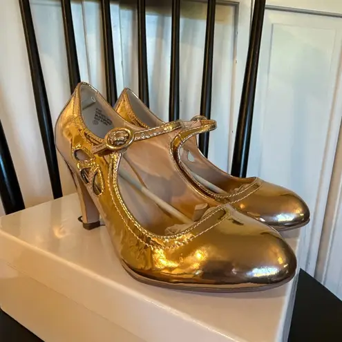 J. Adam’s NWB pixie Maryjane heels rose gold size 5.5