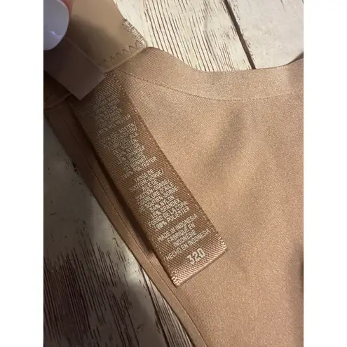 SKIMS  Nipple Push Up Bra Size Size 32D Beige Neutral Padded Wired