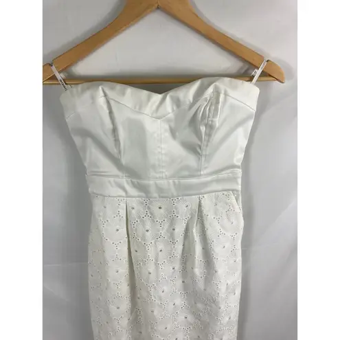 Bebe  White Strapless Sweetheart Neck Eyelet Bottom White Dress Size Small