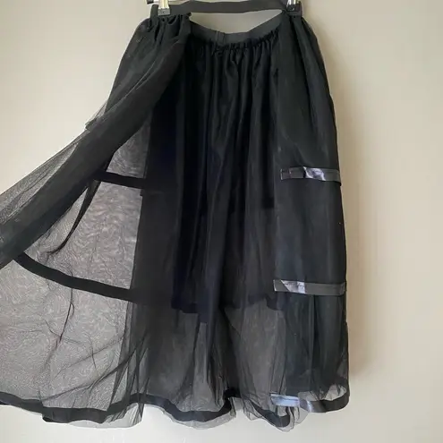 Gothic sz S black sheer half train skirt