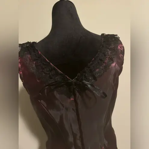 EUC Frontier Classics Red and Black Lace Western Zip Up Vest size medium