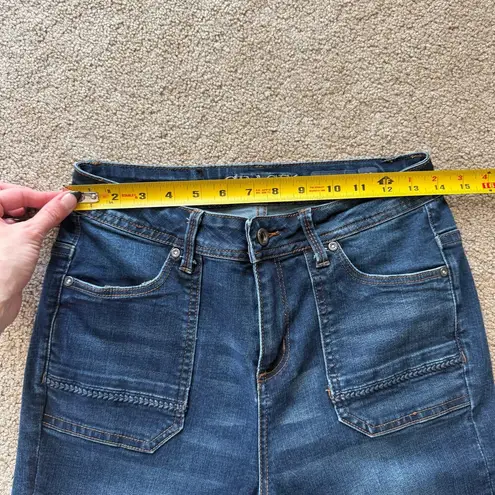 Grace in LA High Waisted Medium To Dark Wash Super Flare Bell Bottoms Boho (28) Blue