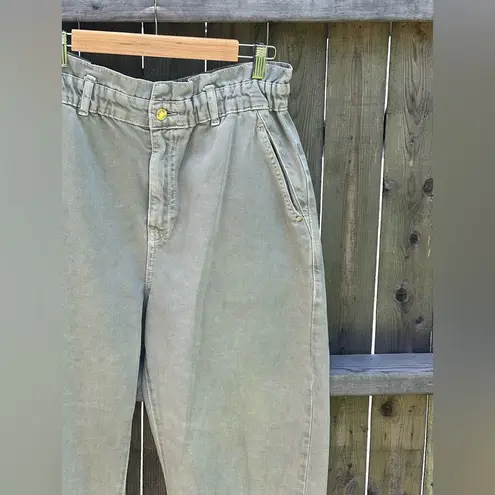 ZARA  high-waisted, Baggy Relaxed jeans with a paperbag waist in a light green - Image 4