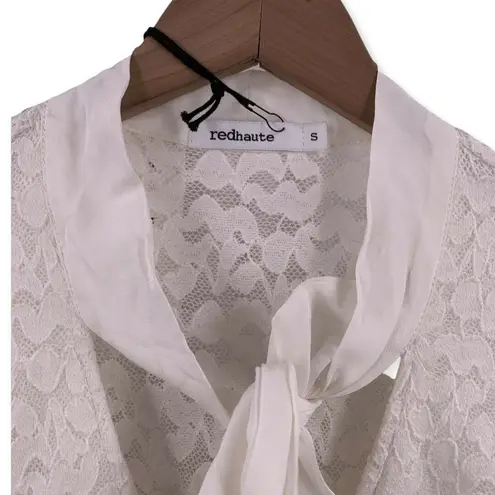 Red Haute White Lace V Neck Tie Small New