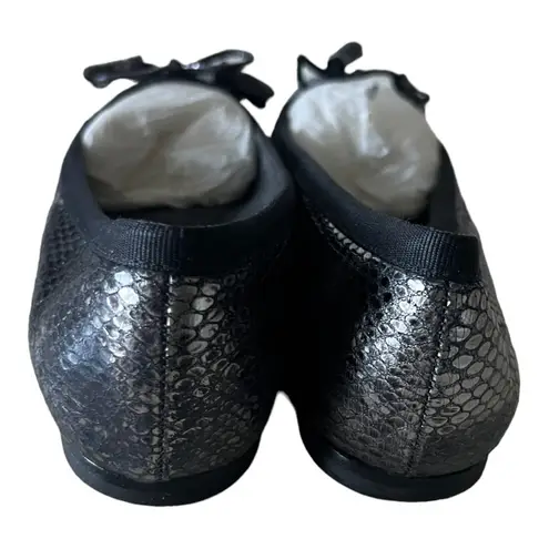Stuart Weitzman  Sliver Black Metallic Snake Skin Embossed Leather Flats Size 7M