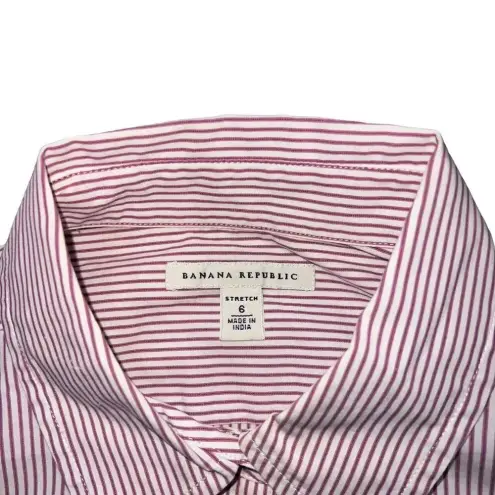 Banana Republic ‎ Women's Button Down Size 6 with ruffled front