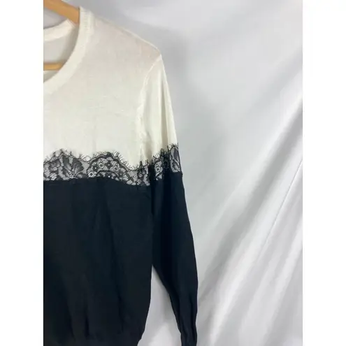 Laundry by Shelli Lace Trim Color Block Knit Top Size Small Black