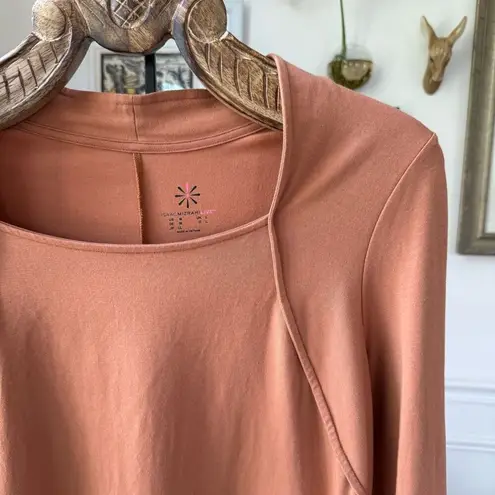 Isaac Mizrahi Live Caramel Color Square Neck Tshirt M