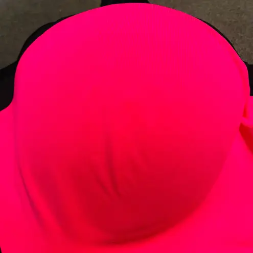 Victoria's Secret NEW VSX  Sports Bra 34DDD Pink Black Padded Lined Feminine Gym