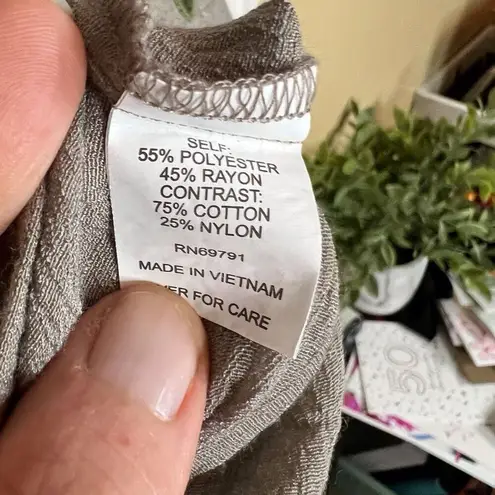 Anthro Fig and Flower Womens Boho Peasant Flowy Top Size Large Embroidered Tan