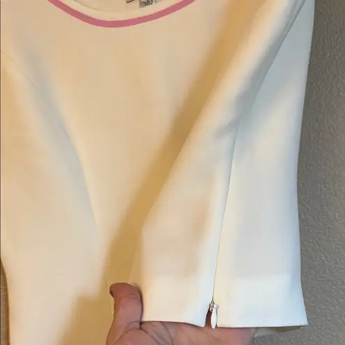 Tahari Size 8 Ivory White Pink Ribbon Trim Fitted Sleeveless Blouse Tank Top