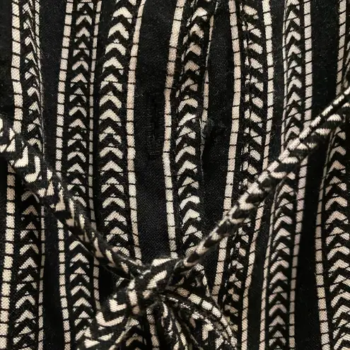 Indah  Ironwood Black and White Nobel Stripe Button Front Collared Romper Size XS