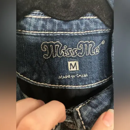 Miss Me NWT  Cropped Denim Jacket Size Medium