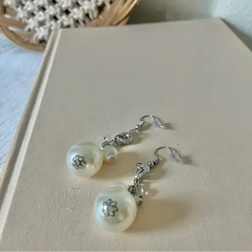 Pearl Dangle Bauble Silver Earrings Vintage “Tanaquil” Statement Classic Femme Jewelry White
