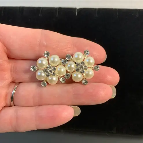 Bundle of 2 faux pearl earrings drop and stud wedding graduation