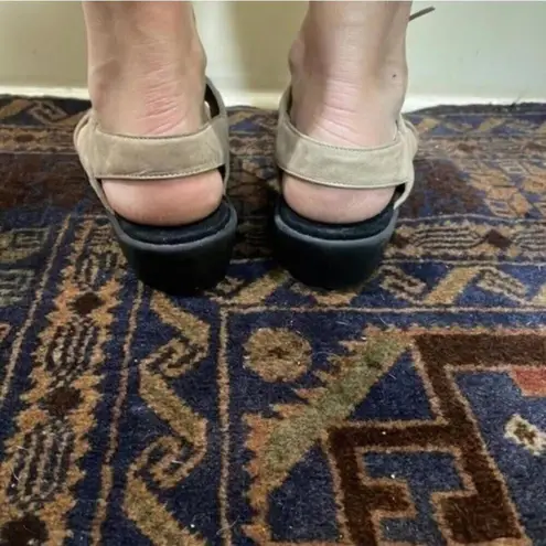 Ciao Chelsea Tan Strap Open Toe Leather Grecian Toga Sandal Comfort Size 6.5