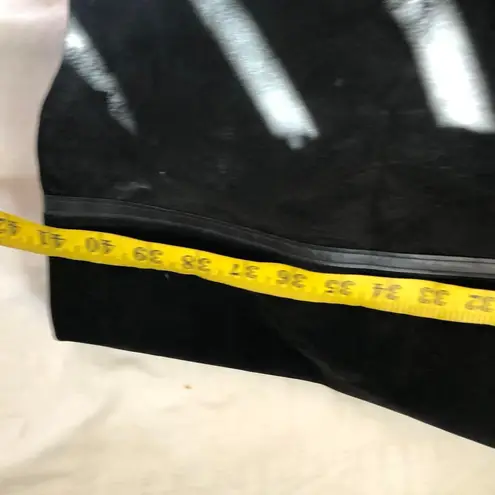 1970s Vintage Gothic Whimsygoth Black leather & suede full length long trench coat jacket belted long sleeve button front Fully lined puffer material interior Size M - Image 6