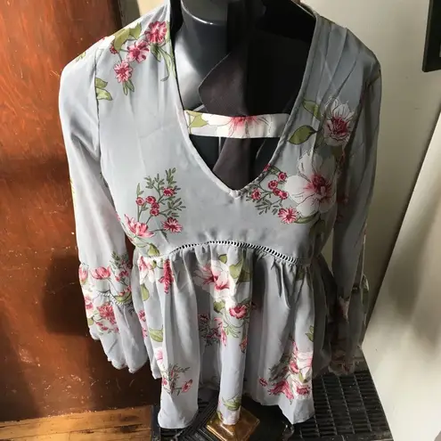 Crescent Stitchfix NWT semi sheer, v-neck floral blouse with lace empire waist