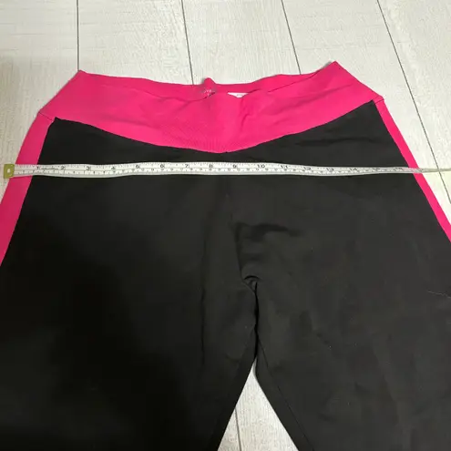 iLoveSia Raspberry Pink and Black Capri Leggings XL NWT