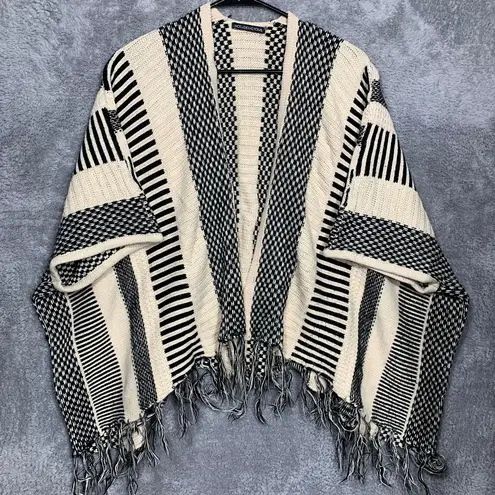 Hot & Delicious Women’s Kimono Cardigan Black White Striped Fringe Open Front Sw