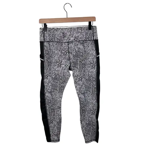 Avia Womens Brushed 1/4 Zip Top and Leggings Workout Set Size Medium Black White