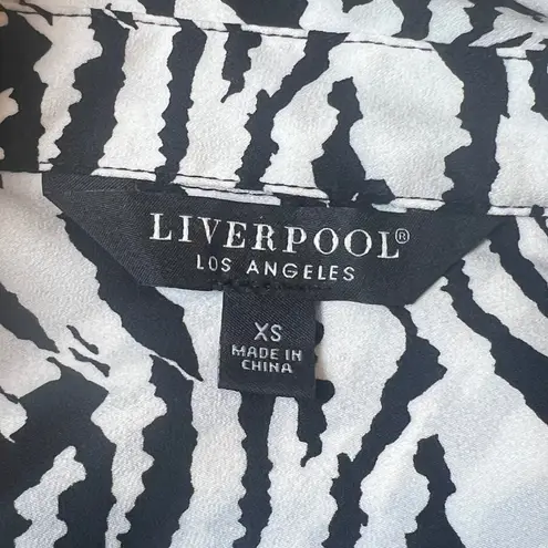 Liverpool Women's XS Black White Zebra Print Button Shirt Chiccore