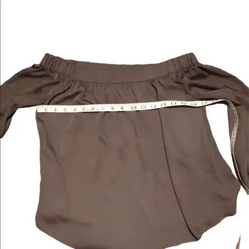 L'Academie L’ academie off shoulder top