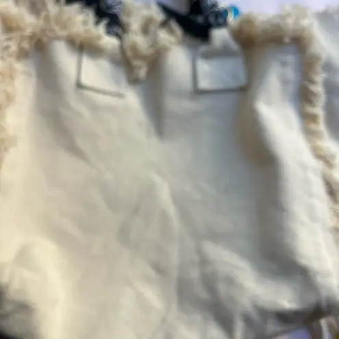 Cosmopolitan  Cream Tote with Fringe - Image 6