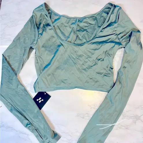 Halara NWT green athletic top XS