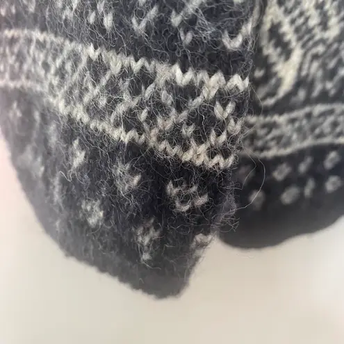 Alps Vintage Snowflake Pattern 100% Wool Cardigan Sweater