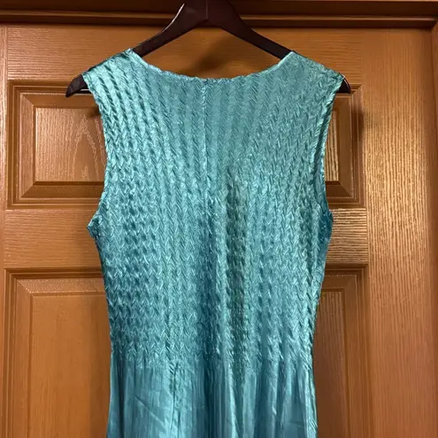 Komarov Sleeveless Dress, with V