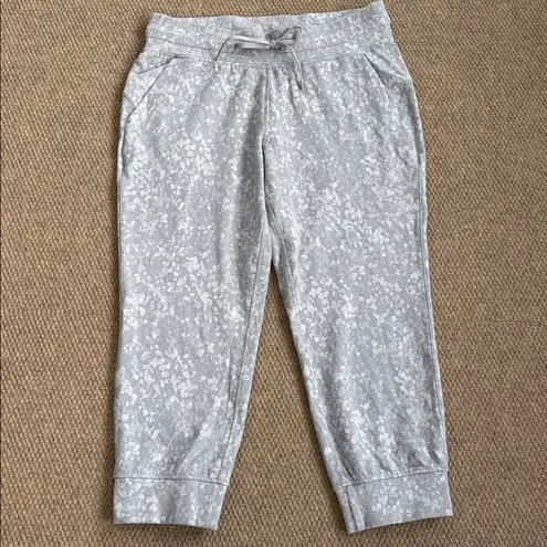 Lululemon  Ready To Rulu Crop Joggers Grey Size 10 thumbnail 6
