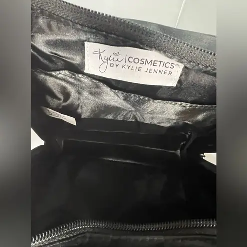 Kylie Cosmetics Limited Edition 21st Birthday Black Cosmetic Bag - Image 10