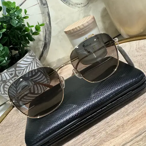 Salvatore Ferragamo  shiny gold square sunglasses 🦋